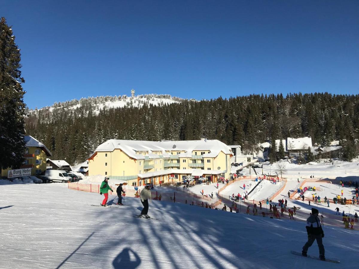 Ferienwohnung Feldberg Mit Whirlpool Direkt An Der Skipiste Dış mekan fotoğraf